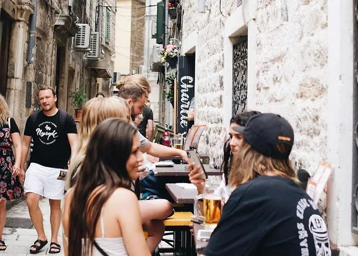 Fiesta Siesta Social Hostel