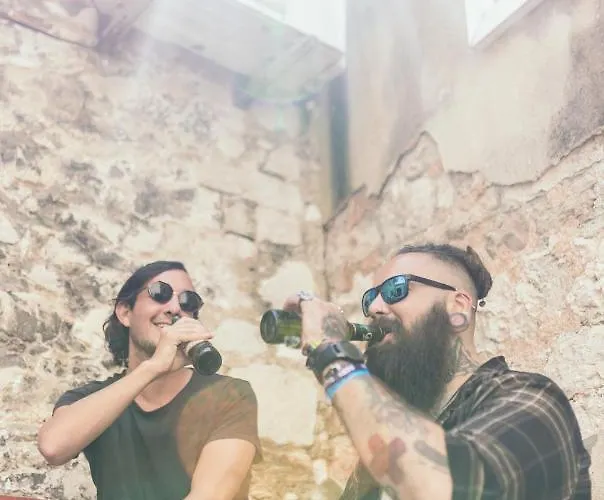 Hostel Fiesta Siesta Social