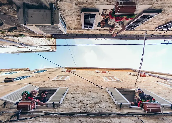 旅馆 Fiesta Siesta Social *